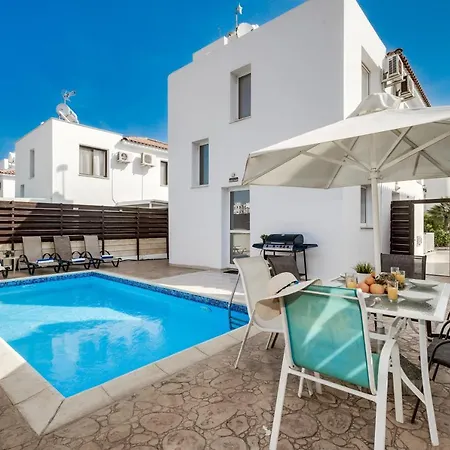 Villa Dafni *