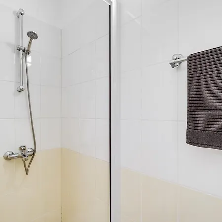 Dafni Villa *
